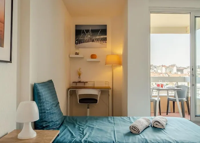 Grande - Avec Balcon - Victoria Surf Apartament